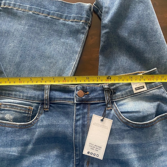 Judy Blue Women's Flare Jeans - Blue - Picture 8 of 9